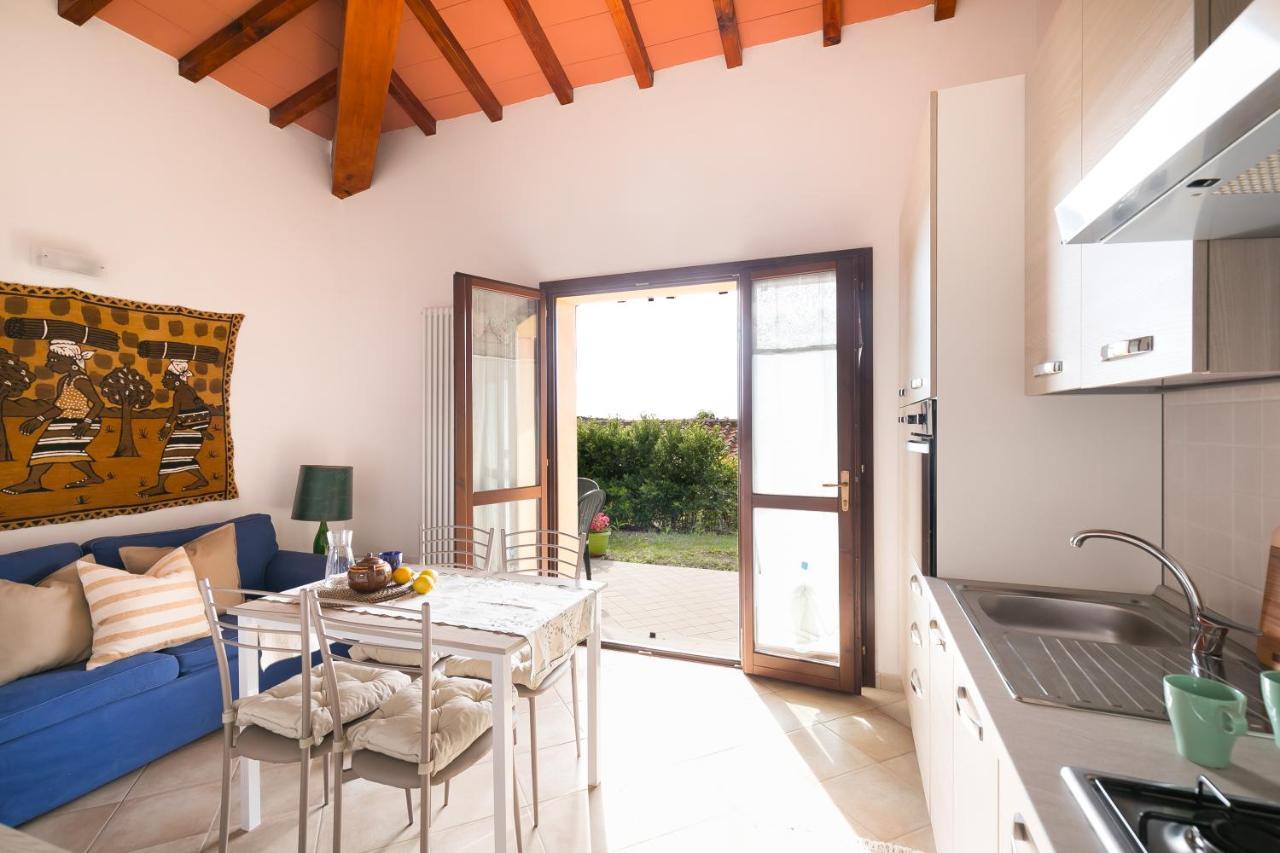 Noi 2 Vacanze - Il Nido Di Gina Contignano Bagian luar foto