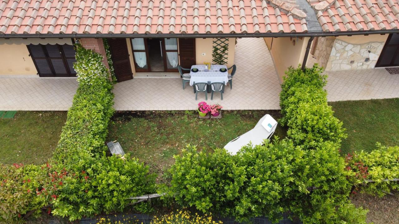 Noi 2 Vacanze - Il Nido Di Gina Contignano Bagian luar foto