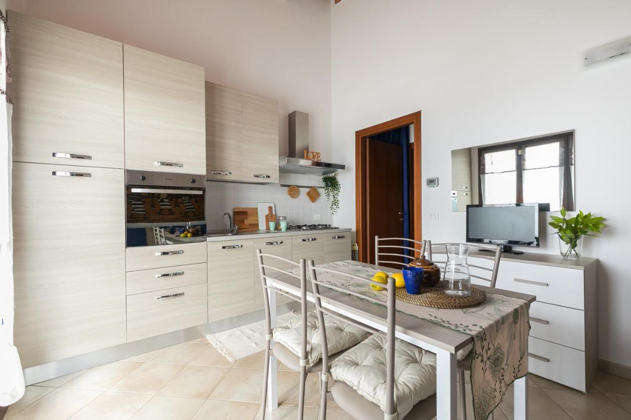 Noi 2 Vacanze - Il Nido Di Gina Contignano Bagian luar foto
