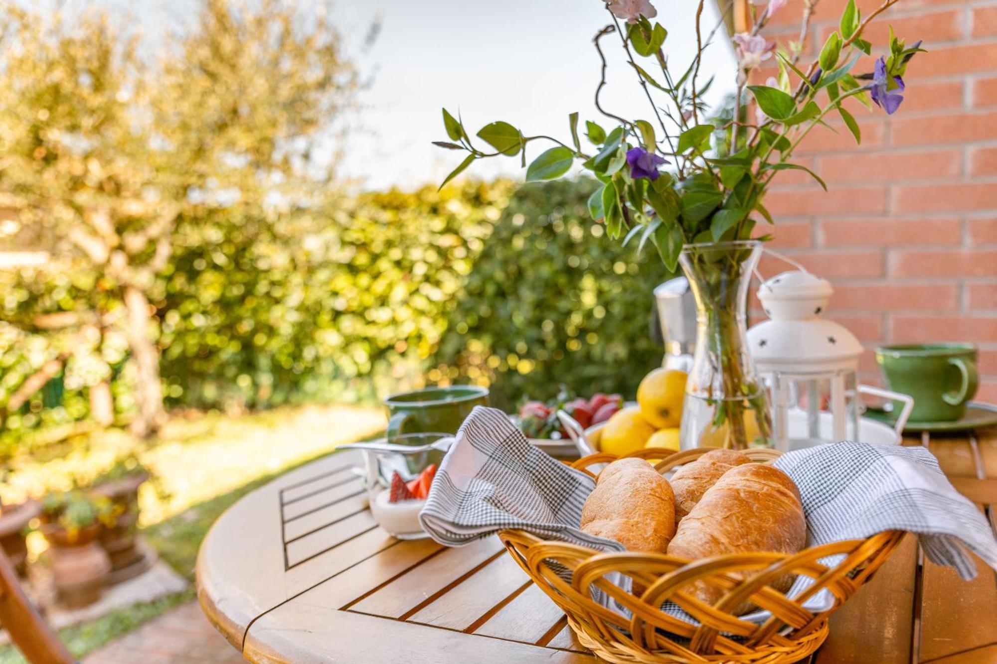 Noi 2 Vacanze - Il Nido Di Gina Contignano Bagian luar foto