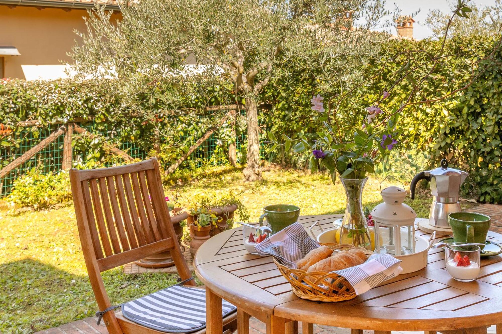 Noi 2 Vacanze - Il Nido Di Gina Contignano Bagian luar foto